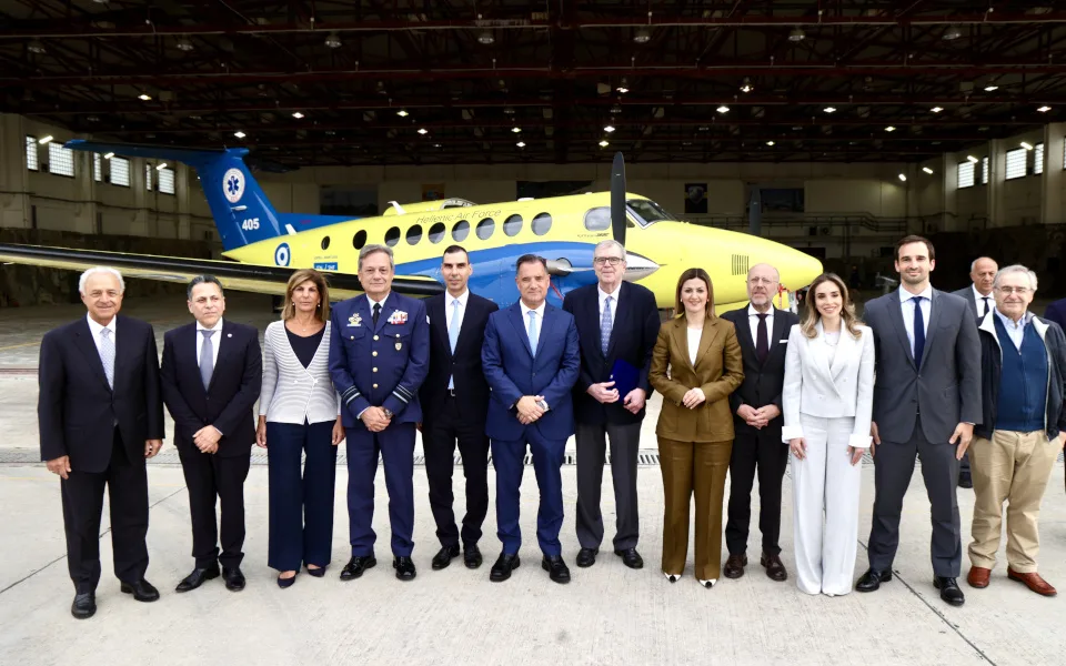 Νέο αεροσκάφος για αεροδιακομιδές δώρισε το ΙΣΝ στο ΕΚΑΒ