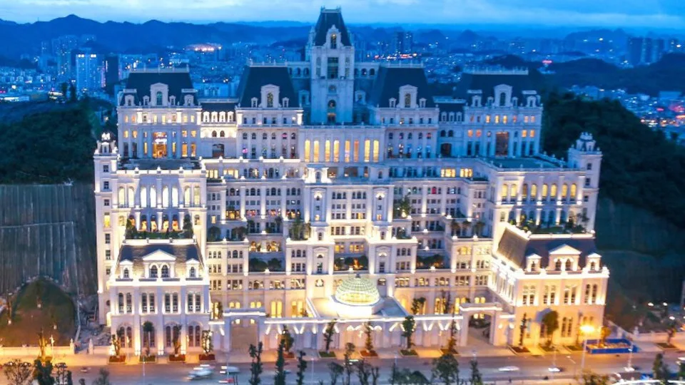 H Accor συστήνει την Emblems Collection - Στην Κίνα το πρώτο ξενοδοχείο του brand