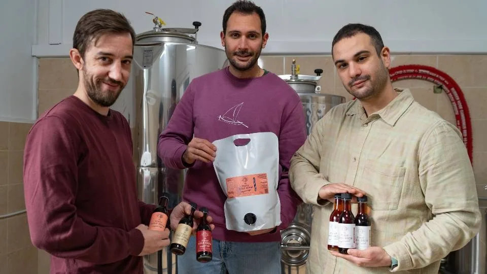 First Cold Brew: H πρώτη ελληνική εταιρεία παραγωγής καφέ κρύας εκχύλισης