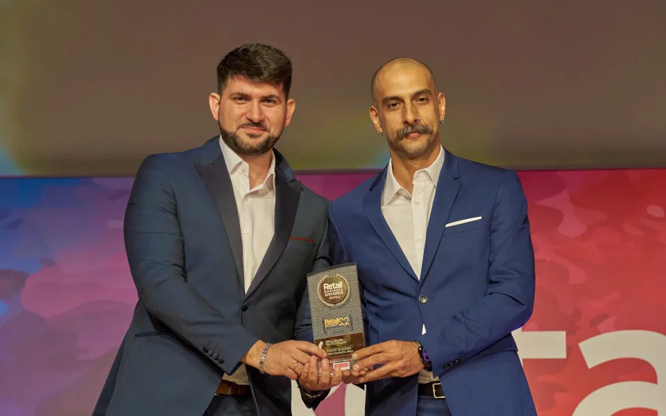 Διάκριση για τη Funky Buddha στα Retail Business Awards - Βραβεύεται για αισθητική, βιωσιμότητα, καινοτομία