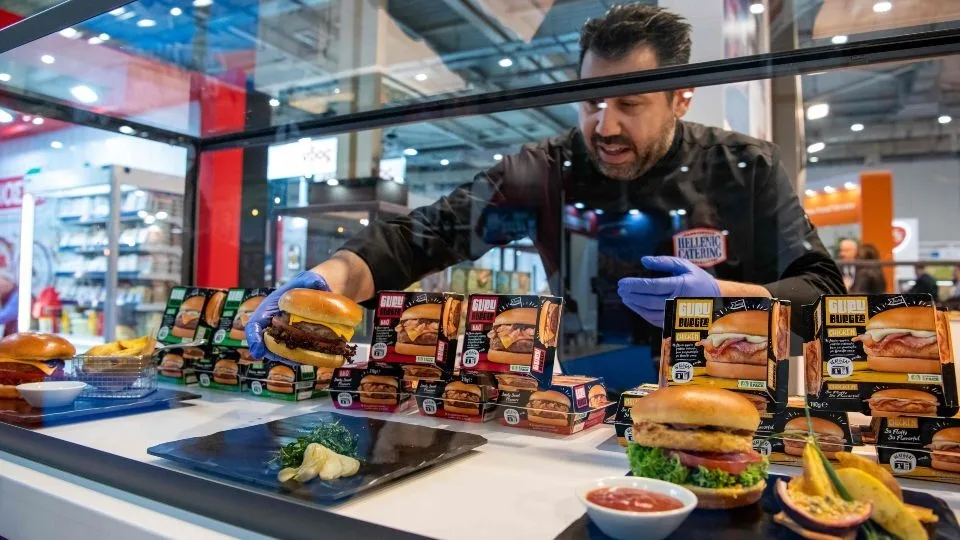 Με επιτυχία η παρουσία της Hellenic Catering στη Food Expo