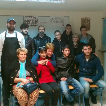 «Aμβροσία»: Μοναδικά Κρητικά γλυκίσματα αναβιώνουν από τους μαθητές του Εσπερινού Γυμνασίου Ηρακλείου